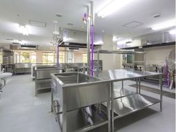 清潔なキッチン設備