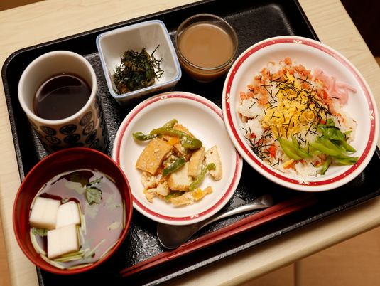 和風の健康的な食事