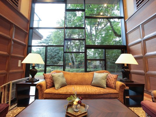 温かみのあるリビング空間