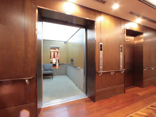快適なエレベーター