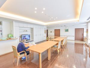 明るい食堂空間