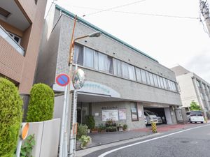 都市型施設の外観