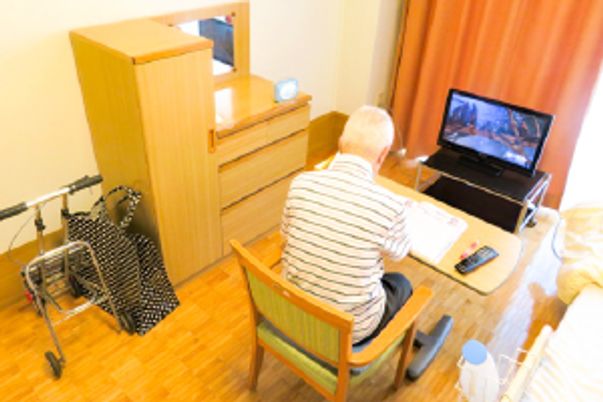 落ち着いた雰囲気の居室