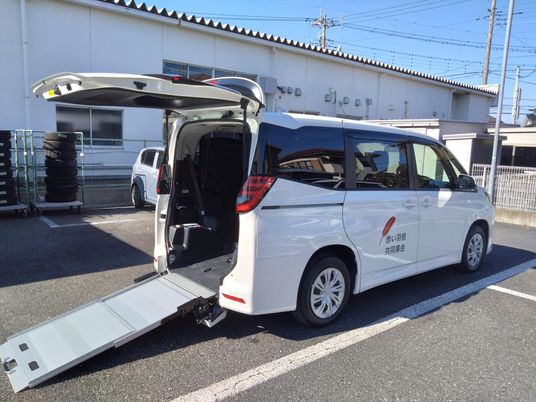 福祉車両の乗降場  