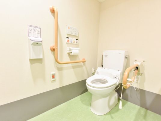 バリアフリートイレ