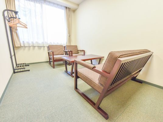 落ち着いた雰囲気の居室