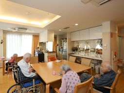 共有ダイニングスペース