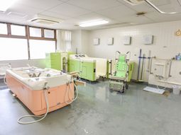 清潔な浴室設備