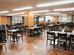 広々したダイニングエリア