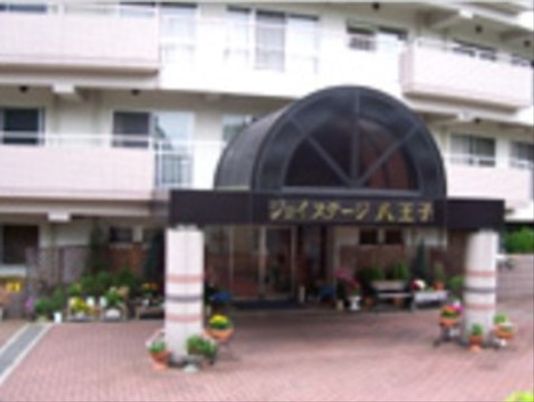 エントランスの外観