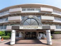 円形デザインのエントランス