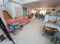 明るい共有スペース