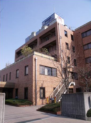 東京愛育苑ケアレジデンスの外観