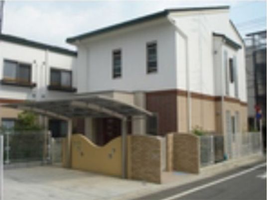 清潔感のある施設外観