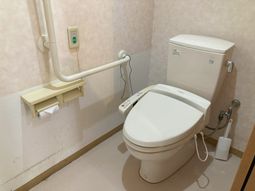 安全な設備が整ったトイレ