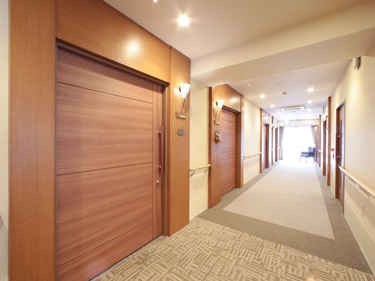 清潔な廊下の風景