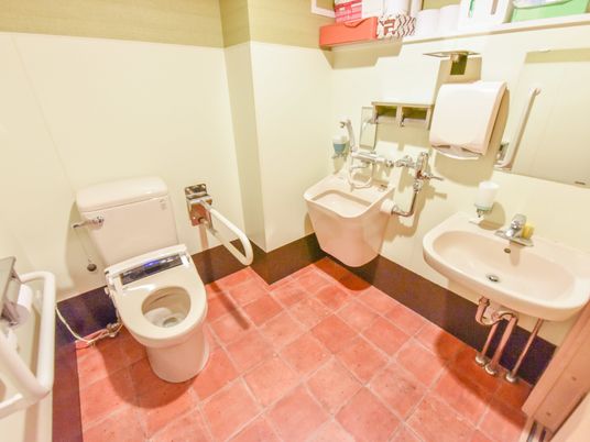 バリアフリー対応トイレ