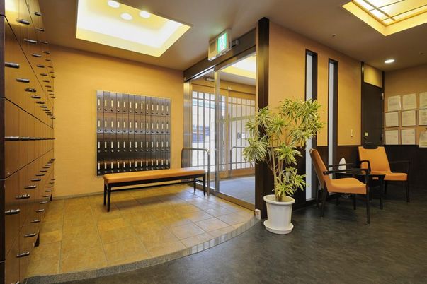 清潔感ある食堂空間