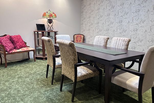 明るいリハビリ室