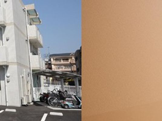 建物前の駐車場  