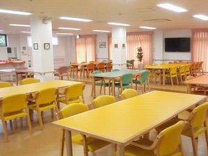 明るい共有食堂
