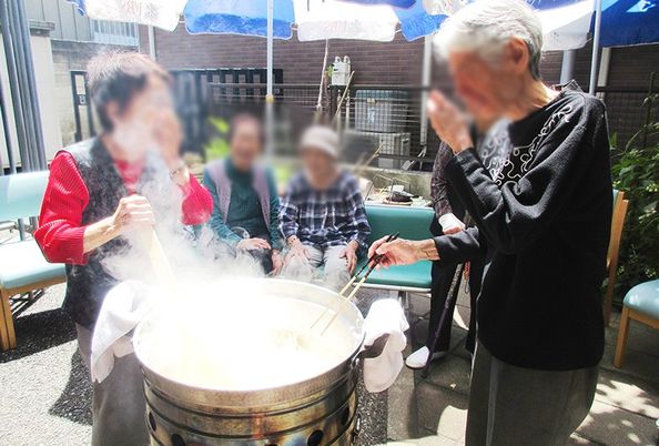 屋外での調理