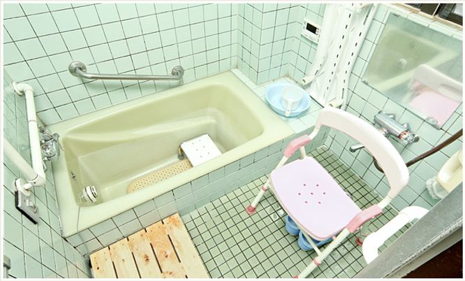 ゆったり安全な浴室