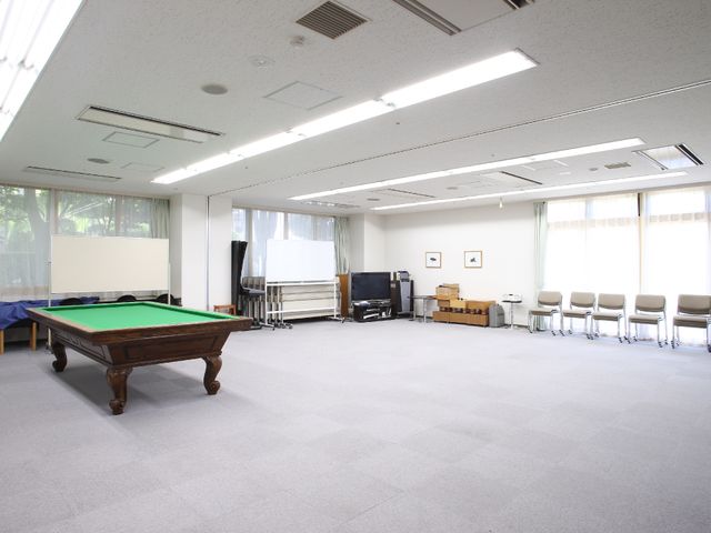 広々とした多目的室