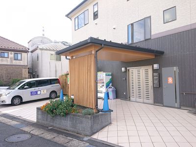 清潔なエントランスの風景
