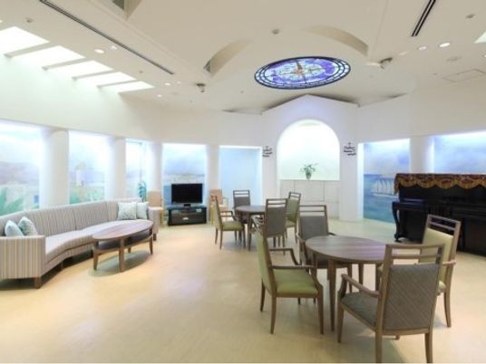 明るく広々としたリビング