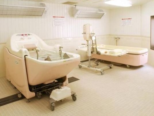 清潔な機能性浴室