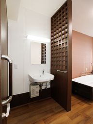 洗面台付きの清潔な居室