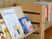 絵本棚のある書籍コーナー  
