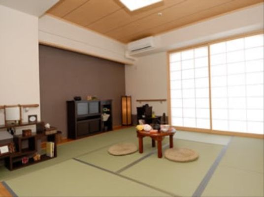 ゆったり和室の介護現場