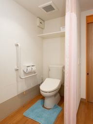 清潔なトイレの一室