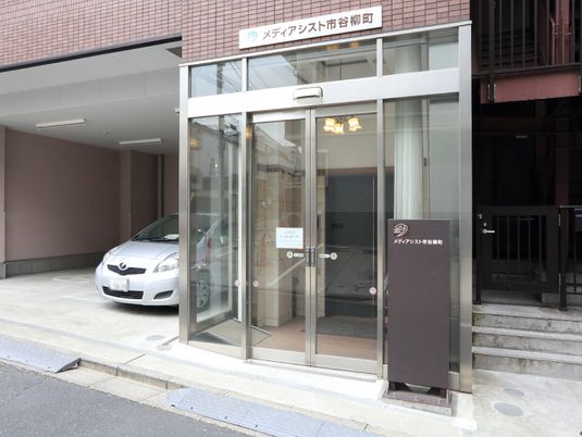 エントランス外観