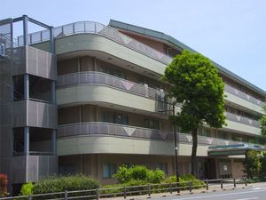 緑豊かな外観