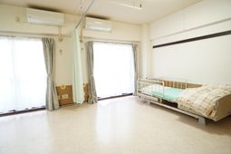 居室の広々とした空間