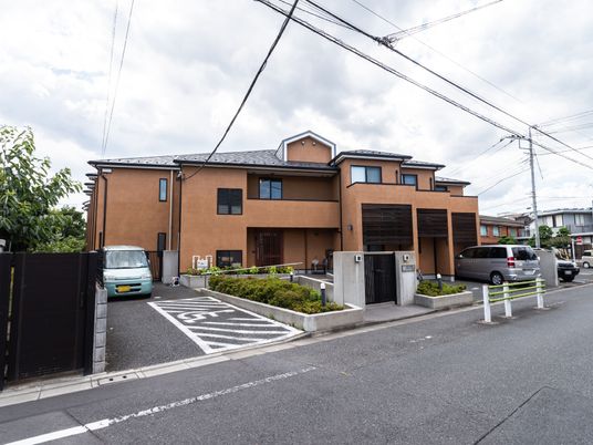 快適な外観の建物