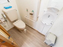 清潔なトイレスペース