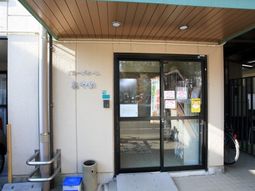 清潔感のあるエントランス