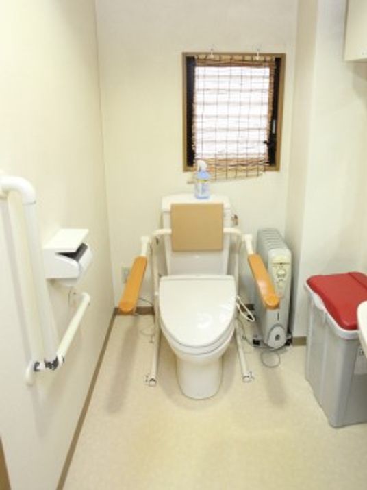 バリアフリーのトイレ設備