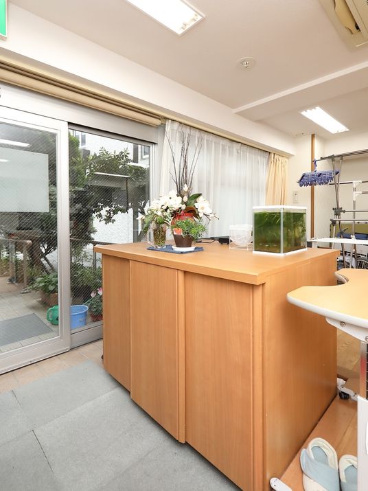 快適な空間の受付カウンター