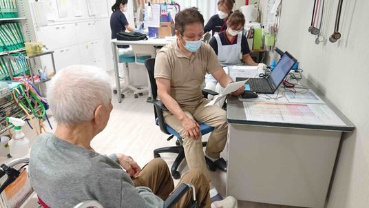 会話中のスタッフイメージ