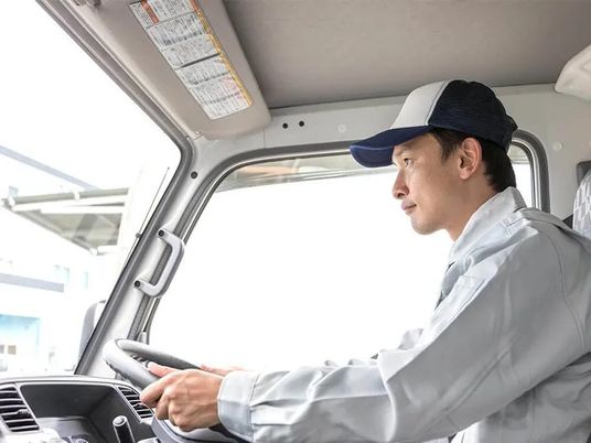 送迎車の運転席  