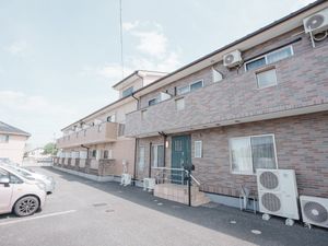 広々とした建物の外観