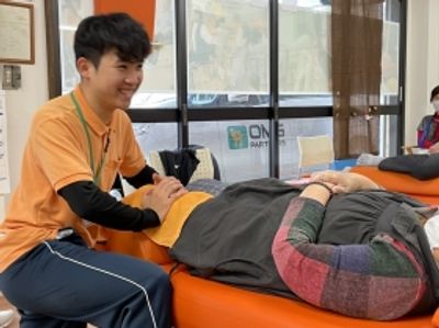 リハビリ風景の訓練室