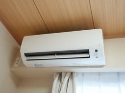 設備整った居室エアコン