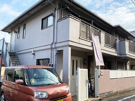 住宅風の外観  