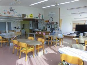 明るい食堂  